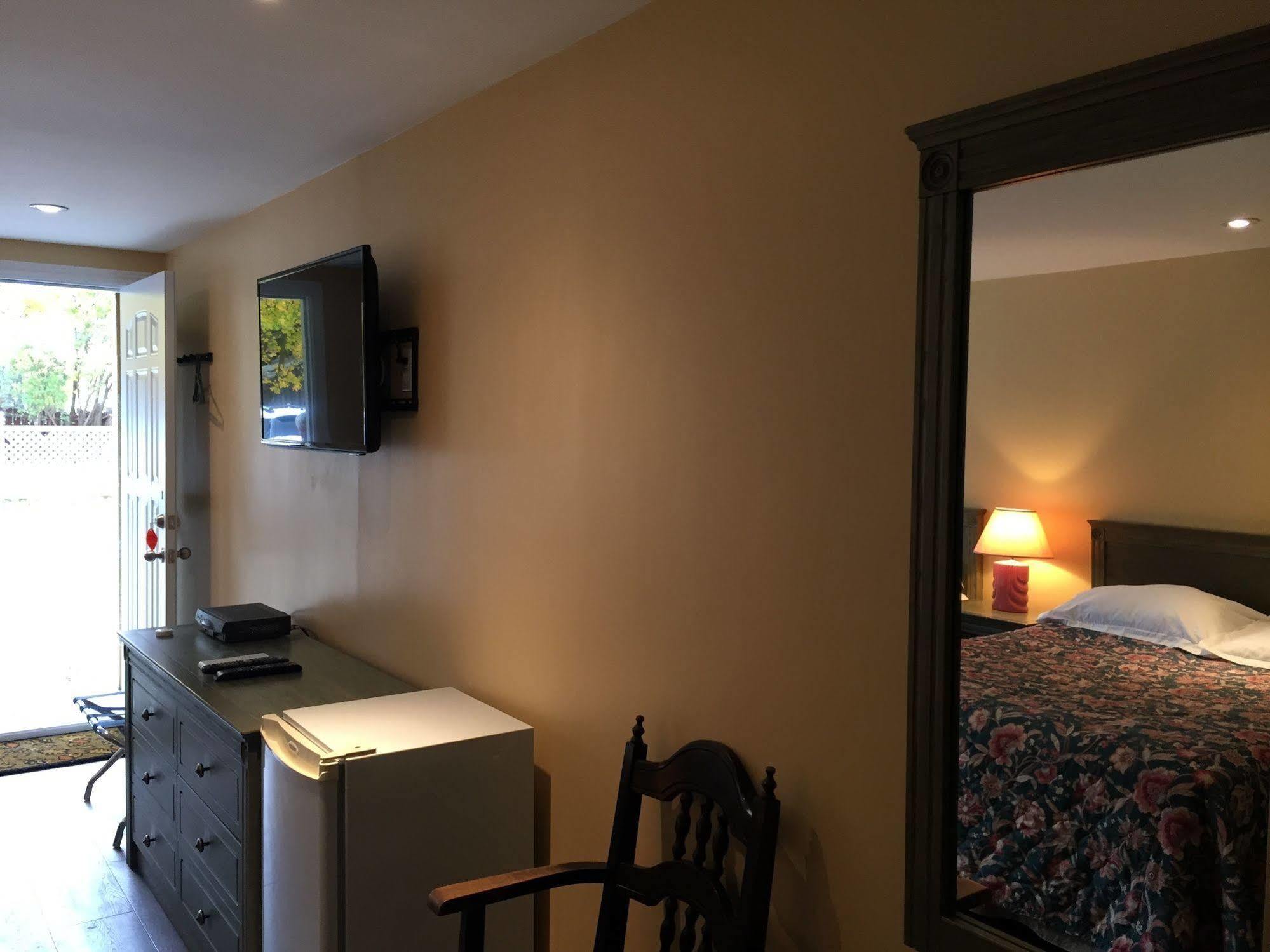 Meaford Inn Екстер'єр фото